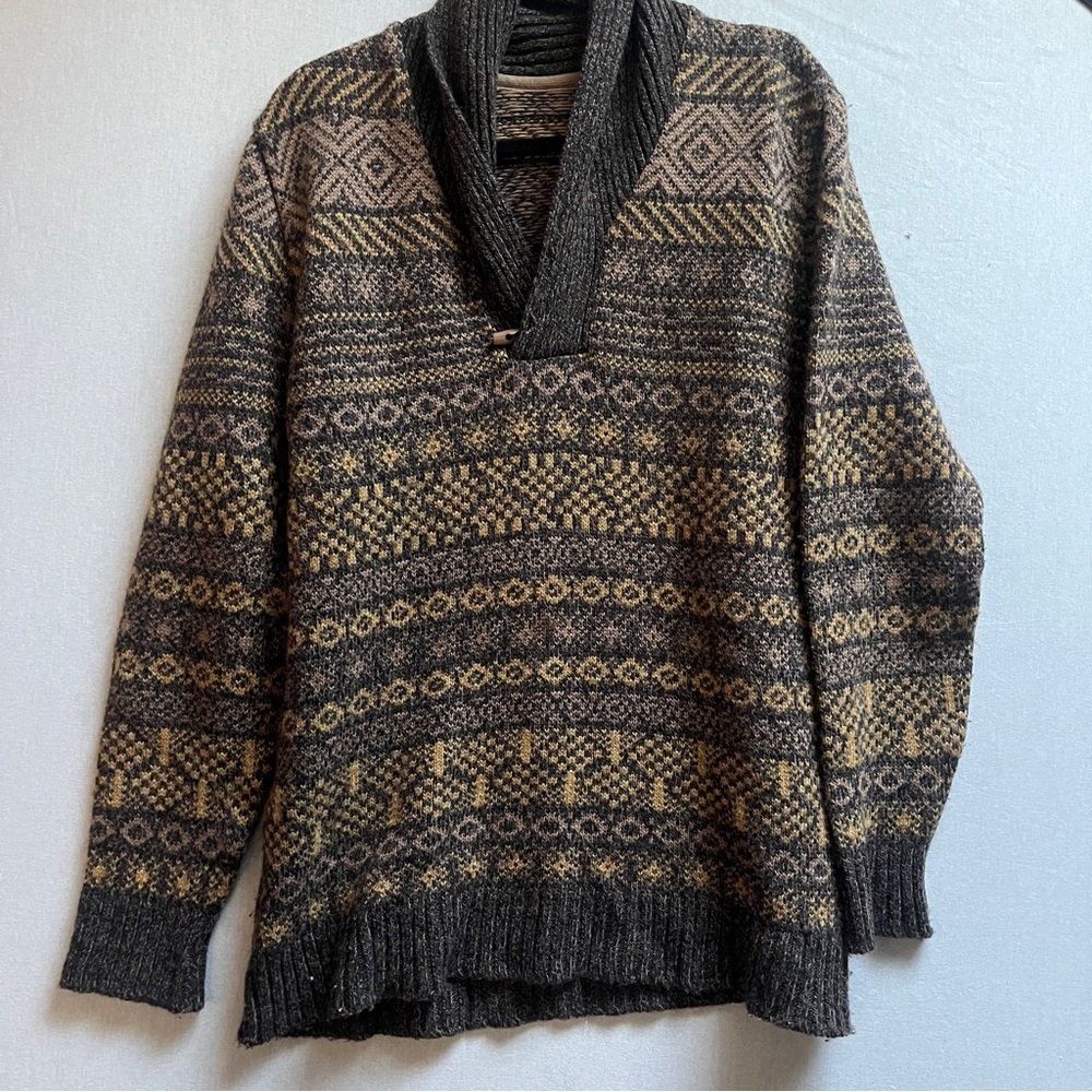 Men’s Fair Isle Cozy Cabin Sweater Size L Shawl Collar